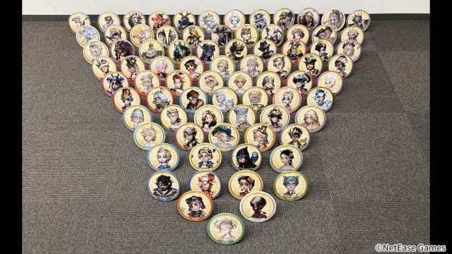 第五人格』のアクスタ・缶バッジが11/30まで再受注中