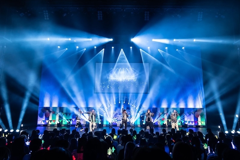 5人が咲かせる青春の花に想いを重ね、未来へと歩み出す特別な10周年に──豊永利行さん、小野友樹さん、古川慎さん、村田太志さん、沢城千春さん出演のSOARA単独イベント「ALIVE PARTY Ver.SOARA」レポートの画像-1