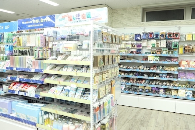 フェア「Identity V Sweet World Story フェア in アニメイト」や「「家庭教師ヒットマン REBORN!」未来編振り返りフェア」が開催中！　ほか［今日のアニメイト池袋本店］-10