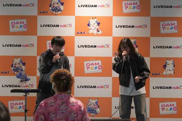 「東武鉄道 presents ANIMAX MUSIX 2025 YOKOHAMA supported by Lemino」開演前におなじみのアニメミュージックが飛び交う! 来場者参加型カラオケ企画でにぎわった「LIVE DAM WAO! カラオケブース」レポート-5