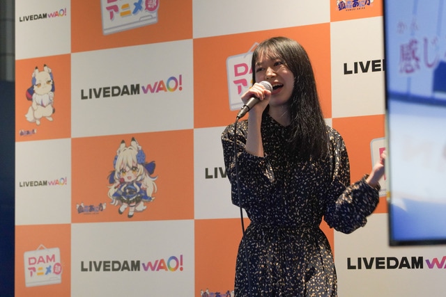 「東武鉄道 presents ANIMAX MUSIX 2025 YOKOHAMA supported by Lemino」開演前におなじみのアニメミュージックが飛び交う！　来場者参加型カラオケ企画でにぎわった「LIVE DAM WAO! カラオケブース」レポート-14