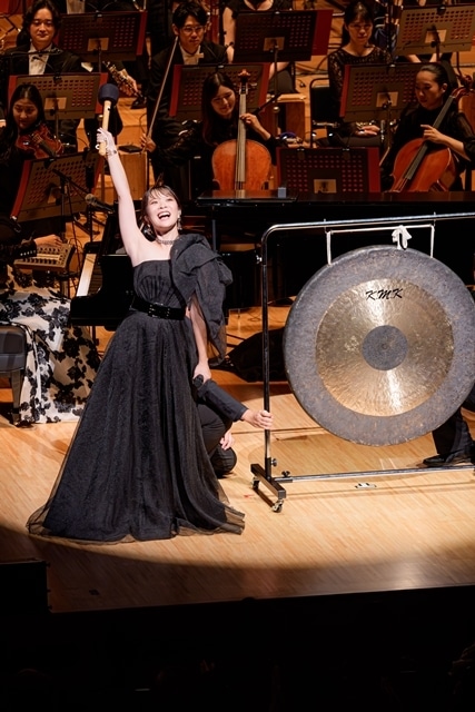May’nさん、東京芸術劇場でグランドフィルハーモニック東京とシンフォニックコンサートを開催!-7