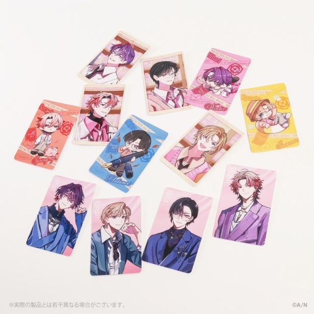 ▲3形態共通封入特典:フォトカード(全12種よりランダム1種封入)