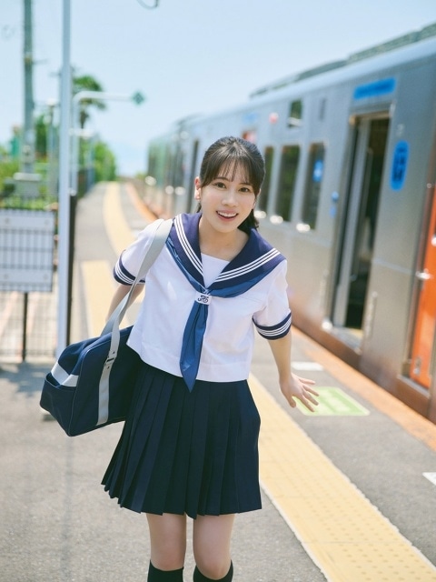 野中ここなさんの1st写真集のタイトルが「うたかた」に決定! 表紙2種が公開&コメント到着-4