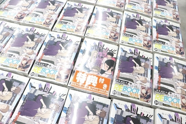 「『魔男のイチ』連載１周年記念ポップアップフェア」や「「転生したらスライムだった件」原作完結記念 Xハッシュタグキャンペーン」が開催中！　ほか［今日のアニメイト池袋本店］-16