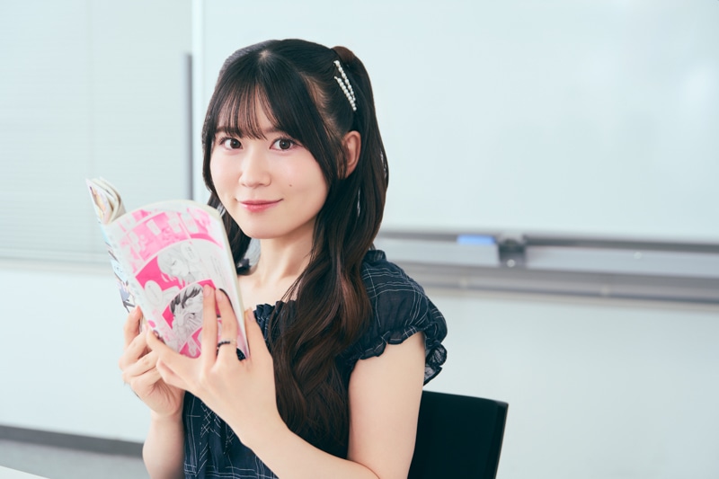 双見と梨田の手助けもあり、ねこのての成長が見られた第11話。花井さんのお芝居を聴いて、彼女の決断の重みを再認識した──アニメ『笑顔のたえない職場です。』ねこのて役・花井美春さん×原作・くずしろさん対談インタビュー-5