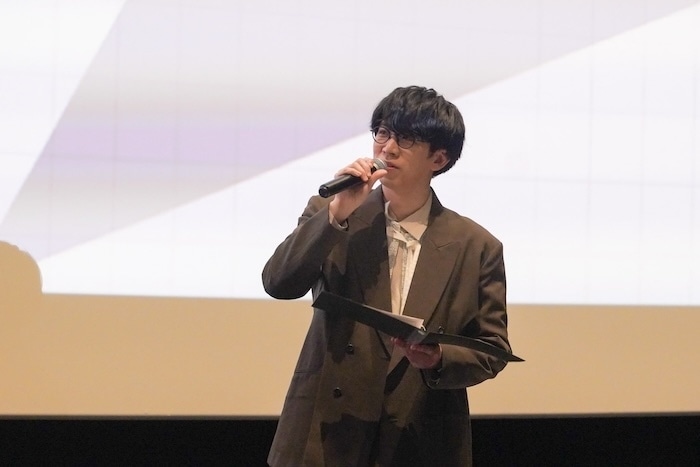 「誠一郎は仕事が自分の“生きる意味”になっているんですよね」——『異世界の沙汰は社畜次第』「先⾏上映イベント 〜今⽇は定時退社の社畜たち〜」イベントレポート！　伊東健人さん、前野智昭さん、山口智広さんが登壇-2