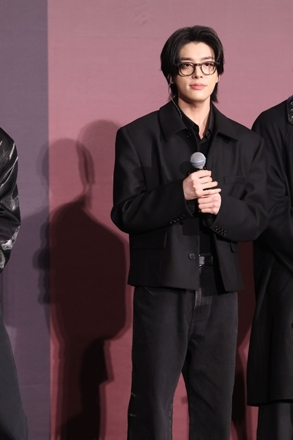 冬アニメ『DARK MOON　-黒の月: 月の祭壇-』Japan Premiereに戸谷菊之介さん・清水大登さん・仲村宗悟さん・小笠原仁さん・土岐隼一さん・上村祐翔さん登壇！　主題歌を務めるENHYPENがイベントのために来日-7