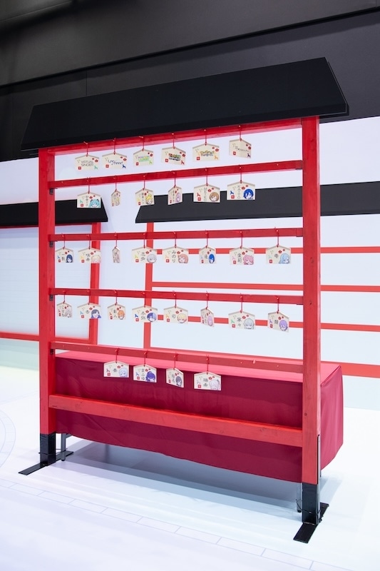 一年の計は『プロセカ』にあり!?　2026年のスタートダッシュを華やかに彩る『プロジェクトセカイ カラフルステージ！ feat. 初音ミク』リアルセカイ神社inアニメイト 池袋本店フォトレポート-2