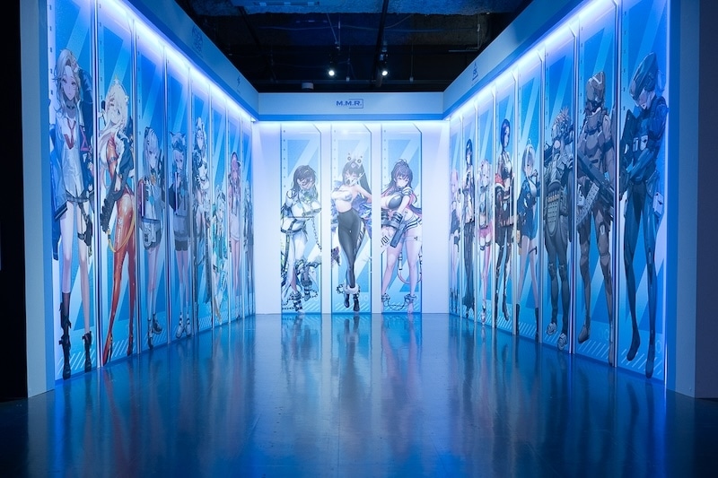 来る戦いに向け指揮官各位、準備を！　膨大な設定資料と“極秘情報”から迫るニケ創造の「謎」──「NIKKE 2nd Exhibition BIG THREE IN THE ARK」東京会場フォトレポート-2