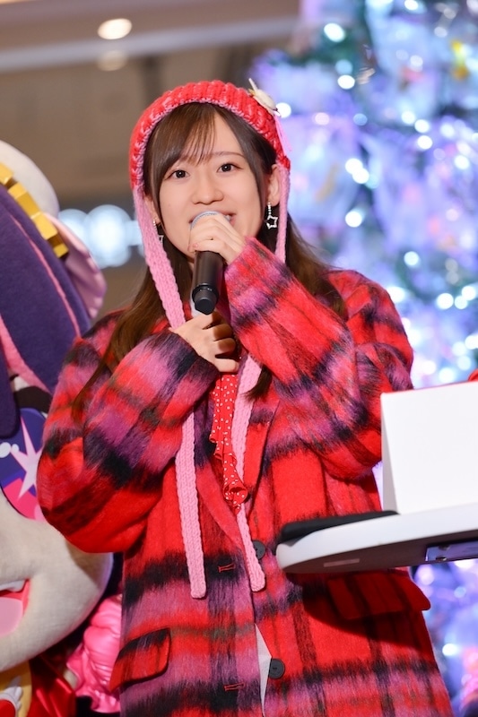 『【推しの子】』クリスマスツリー点灯式 詳細レポート｜伊駒ゆりえさん、潘めぐみさん、大久保瑠美さん、高橋李依さんが演じるキャラクターにあげたいクリスマスプレゼントを発表！-1