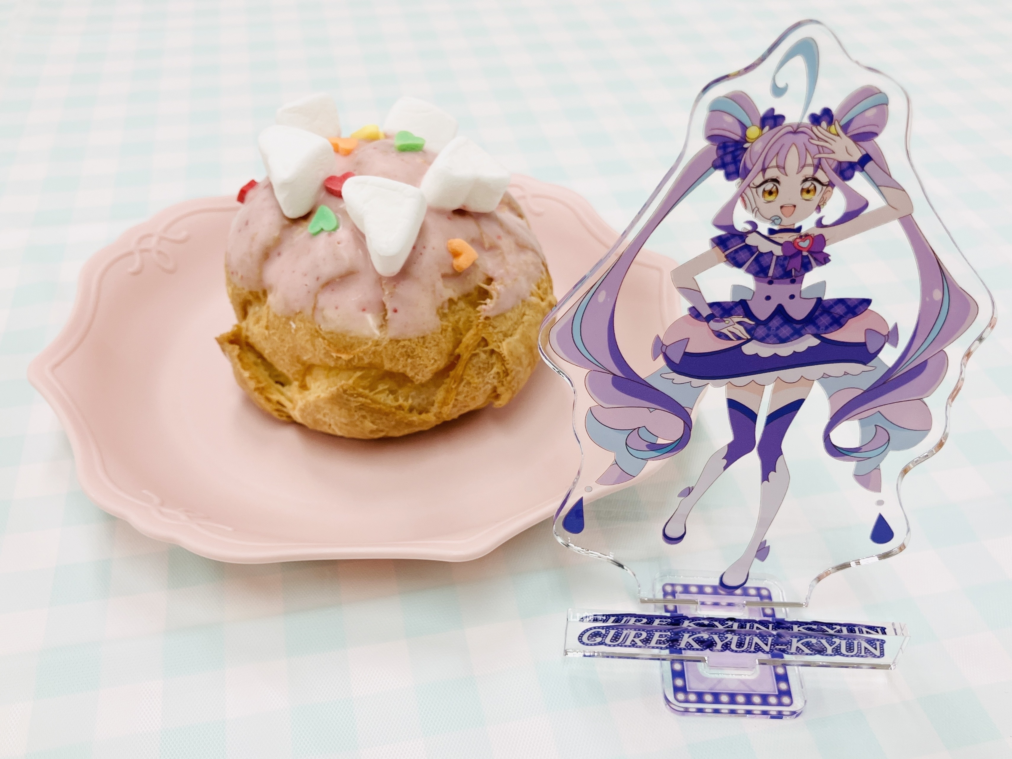 かわいい見た目に心キュンキュンしてます！ ビアードパパ史上最上級にかわいいシュークリーム！ テレビアニメ「キミとアイドルプリキュア♪」とのコラボレーション“プリキュアシュー”実食レポート