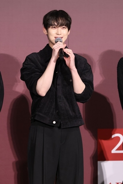 冬アニメ『DARK MOON　-黒の月: 月の祭壇-』Japan Premiereに戸谷菊之介さん・清水大登さん・仲村宗悟さん・小笠原仁さん・土岐隼一さん・上村祐翔さん登壇！　主題歌を務めるENHYPENがイベントのために来日-11