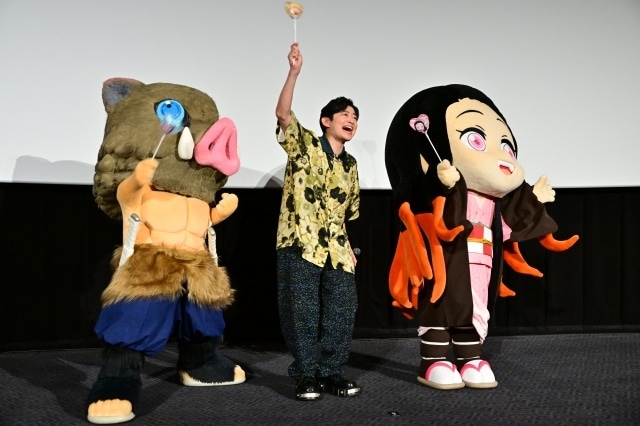 『劇場版「鬼滅の刃」無限城編 第一章 猗窩座再来』応援上映開会式の公式レポートが到着！　下野紘さん、プロデューサー・高橋祐馬氏、みに隊士の禰󠄀豆子＆伊之助が登壇-7