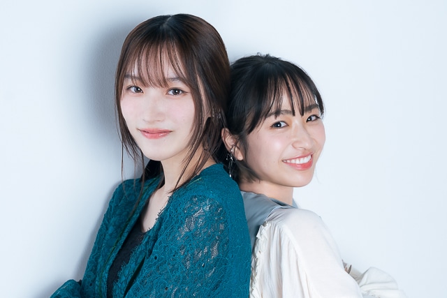 たくさんの個性が集まった、“全人類”に届けたい物語――劇場アニメ『この本を盗む者は』御倉深冬役・片岡凜さん×真白役・田牧そらさんインタビュー｜手を繋いで、壁ドンして……互いに助け合った声優初挑戦の収録秘話-10