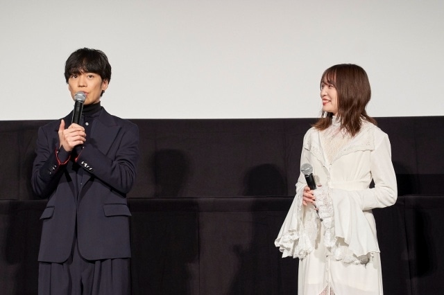 『機動戦士ガンダム 閃光のハサウェイ キルケーの魔女』舞台挨拶付き上映＆ゲリライベントの公式レポートが到着！　小野賢章さん、上田麗奈さんらが登壇｜特別番組が1月24日放送-7