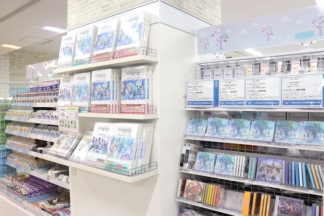 オンリーショップ「人外日常コレクションオンリーショップ」が開催中！　コミックス『うるわしの宵の月(10)』が発売！　ほか［今日のアニメイト池袋本店］-19