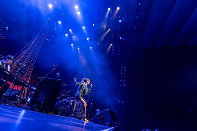 『May’n Special Concert 2025「May’n Xmas -the Brightest-」』公式レポート到着！　表現力と音楽性を拡大し続けてきたMay’nさん20周年の集大成-7