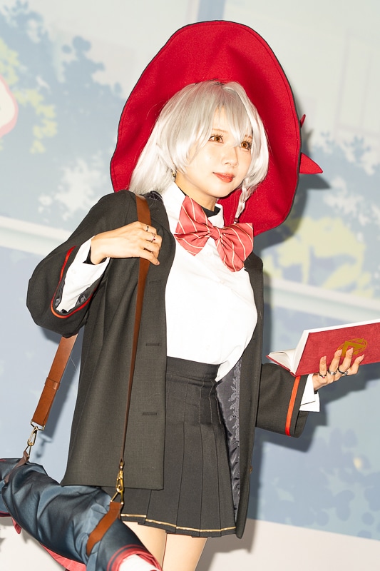 『ブルアカ』美人コスプレイヤー特集｜エリ、サオリ、マリーら美少女たちが神々しい！-12