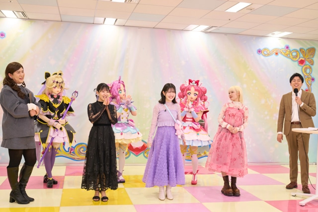 皆さんも名探偵になったつもりで、考察しながら楽しんでほしい──『名探偵プリキュア！』記者会見で、千賀光莉さん、本渡楓さん、東山奈央さん、スペシャル応援ゲストのコットン、多田香奈子プロデューサー（ABCアニメーション）がその魅力を明かす！-3