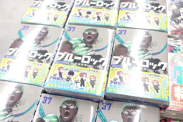 オンリーショップ「人外日常コレクションオンリーショップ」が開催中！　コミックス『うるわしの宵の月(10)』が発売！　ほか［今日のアニメイト池袋本店］-12