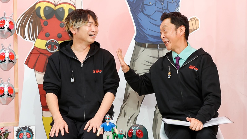 『東島丹三郎は仮面ライダーになりたい』ドランクドラゴン・塚地武雅さん×はりけ〜んず・新井義幸さん×東島丹三郎役・小西克幸さんインタビュー後編｜仮面ライダーと共に育った幼少期。第14話以降は、遂にショッカーが動き出す!?-9