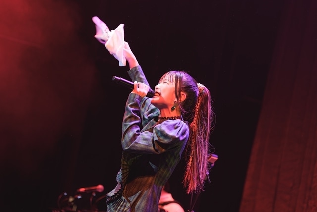 『May’n Special Concert 2025「May’n Xmas -the Brightest-」』公式レポート到着！　表現力と音楽性を拡大し続けてきたMay’nさん20周年の集大成-6