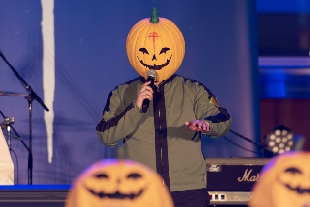 『機動戦士ガンダム 閃光のハサウェイ キルケーの魔女』舞台挨拶付き上映＆ゲリライベントの公式レポートが到着！　小野賢章さん、上田麗奈さんらが登壇｜特別番組が1月24日放送-16