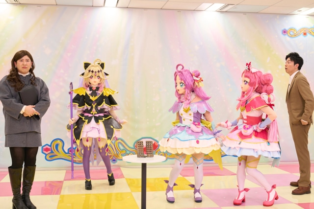 皆さんも名探偵になったつもりで、考察しながら楽しんでほしい──『名探偵プリキュア！』記者会見で、千賀光莉さん、本渡楓さん、東山奈央さん、スペシャル応援ゲストのコットン、多田香奈子プロデューサー（ABCアニメーション）がその魅力を明かす！-13