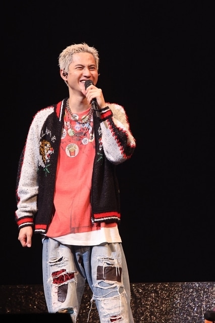 “バディの絆”を再確認したドタバタの入れ替わり劇！そして「恋」の答えを歌声に乗せたライブパート──「東京カラーソニック!! Special Live～Sugar Pop～」レポート-31