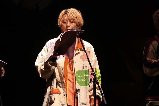 “バディの絆”を再確認したドタバタの入れ替わり劇！そして「恋」の答えを歌声に乗せたライブパート──「東京カラーソニック!! Special Live～Sugar Pop～」レポート-10