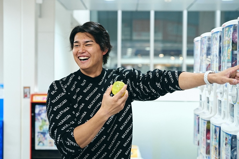 興奮しすぎて「えぐい!」連発! 埼玉西武ライオンズ所属・西川愛也選手の初アニメイトに密着!【店舗貸切!お小遣いアニメイト】-21