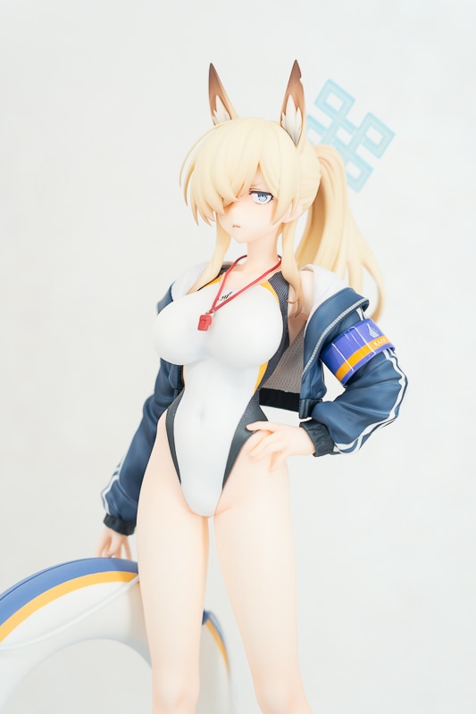 キュートな姿に見惚れる『ブルーアーカイブ』のセクシーフィギュア！　「ワンダーフェスティバル2026［冬］」で展示された、人気アプリゲームのフィギュアを紹介-8