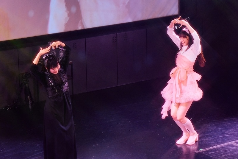 「まだまだ光るから、ちゃんと見てて!」──花と太陽が放つそれぞれの光に包まれた「春咲暖×陽高真白ツーマンライブ『Luminous 2026』」昼公演レポート-7