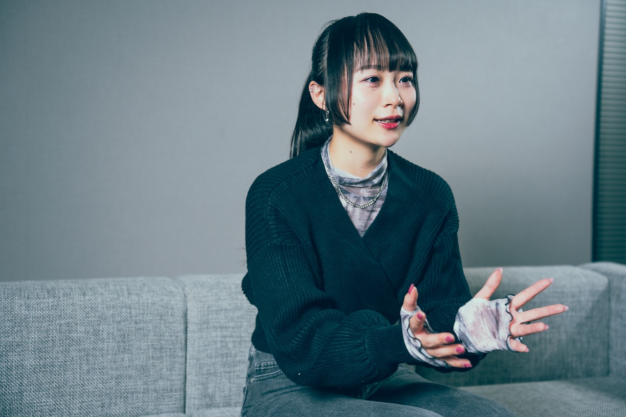 「今の私にしか歌えない気持ち」から花開く「寄り添いのアーティスト」──「色とりどりの花を咲かせて大きな花畑を作りたい」春咲 暖さん1st Single「リミナル」インタビュー-5