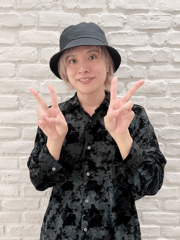 さらにディープに描かれる巴の過去──「『助けてあげたい』と感じる存在になるんじゃないでしょうか」『ハンサムロンダリング-the mystic lover-』空閑 巴役・岡本信彦さんインタビュー-1