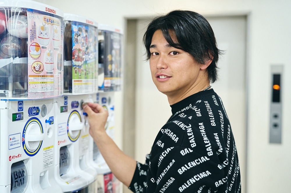 興奮しすぎて「えぐい!」連発! 埼玉西武ライオンズ所属・西川愛也選手の初アニメイトに密着!【店舗貸切!お小遣いアニメイト】-13