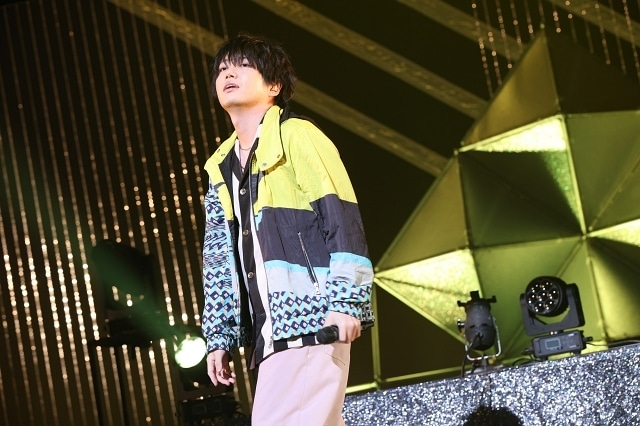 “バディの絆”を再確認したドタバタの入れ替わり劇！そして「恋」の答えを歌声に乗せたライブパート──「東京カラーソニック!! Special Live～Sugar Pop～」レポート-16