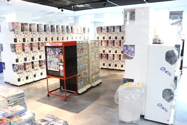 フェア「『新劇場版 銀魂 -吉原大炎上-』アニメイトフェア」が展開中！　コミックス『魔入りました!入間くん(47)』が発売！　ほか［今日のアニメイト池袋本店］-13