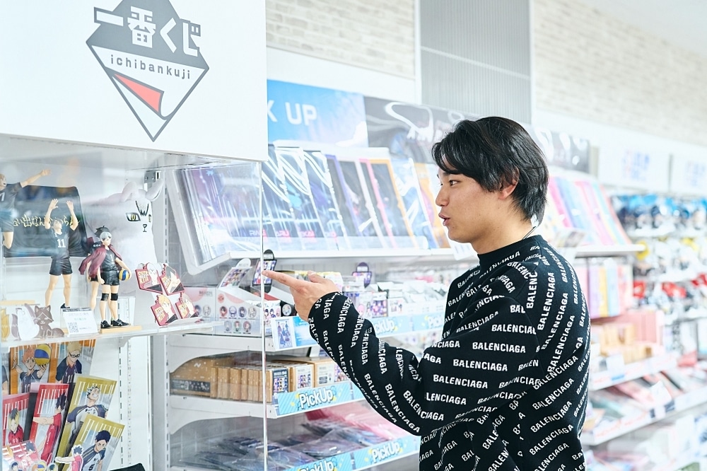 興奮しすぎて「えぐい!」連発! 埼玉西武ライオンズ所属・西川愛也選手の初アニメイトに密着!【店舗貸切!お小遣いアニメイト】-7