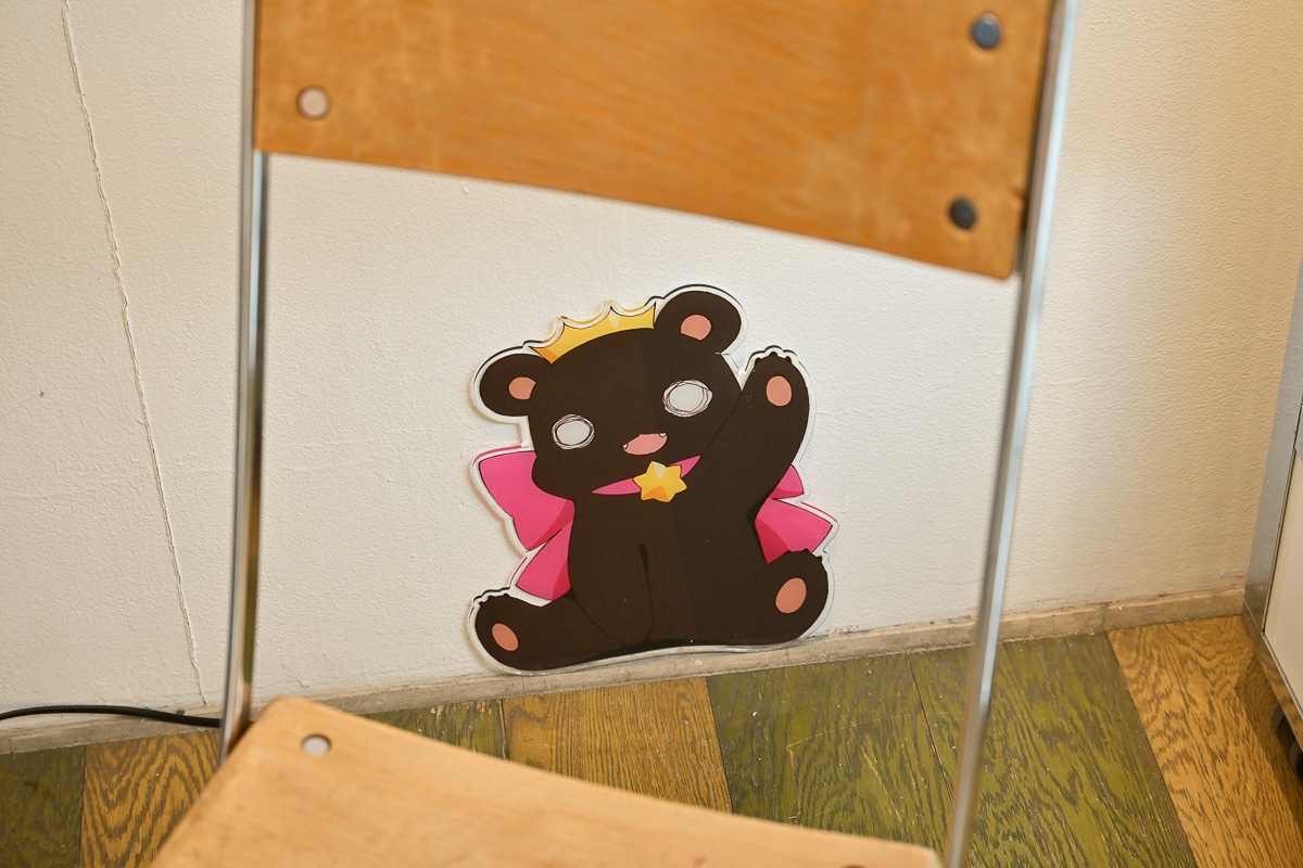 「ぜひ色んなクマたちに会ってあげてほしいです」──「ユリ熊嵐展 -10th anniversary-」が開催！　幾原邦彦監督が銀子やるる、紅羽たちに託した物語とは【フォトレポート＆インタビュー】-6