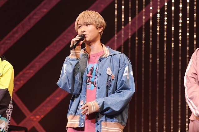 “バディの絆”を再確認したドタバタの入れ替わり劇！そして「恋」の答えを歌声に乗せたライブパート──「東京カラーソニック!! Special Live～Sugar Pop～」レポート-26