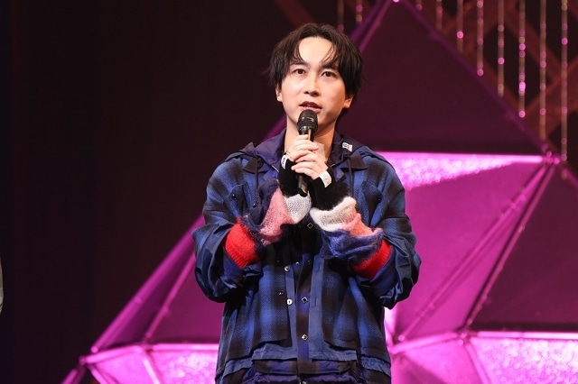 “バディの絆”を再確認したドタバタの入れ替わり劇！そして「恋」の答えを歌声に乗せたライブパート──「東京カラーソニック!! Special Live～Sugar Pop～」レポート-28