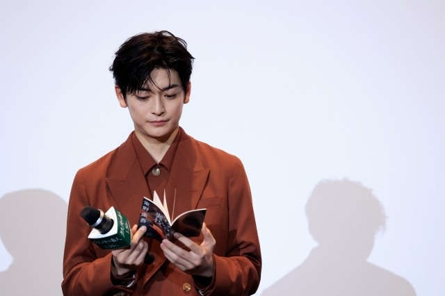 映画『クスノキの番人』高橋文哉さん、齋藤飛鳥さん、伊藤智彦監督登壇の公開記念舞台挨拶オフィシャルレポートが到着！ メイキング映像も解禁-4