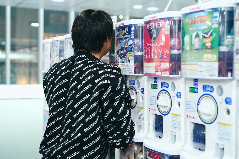 興奮しすぎて「えぐい!」連発! 埼玉西武ライオンズ所属・西川愛也選手の初アニメイトに密着!【店舗貸切!お小遣いアニメイト】-22