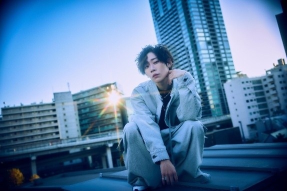 ドコモ・アニメストア×須田景凪さんによるコラボレーション第三弾 2026年新テレビCM『アニメとススメ。』が3月28日公開！ 須田景凪書き下ろし新楽曲「ニーナ」とタイアップ-3