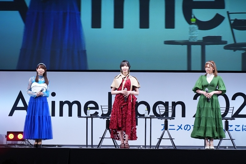 CLAMP先生からのサプライズに涙……！　獅堂光役・佐倉綾音さん、龍咲海役・大久保瑠美さん、鳳凰寺風役・高橋李依さんが作品愛を熱弁｜アニメ『魔法騎士レイアース』ステージイベントレポート【AJ2026】-7