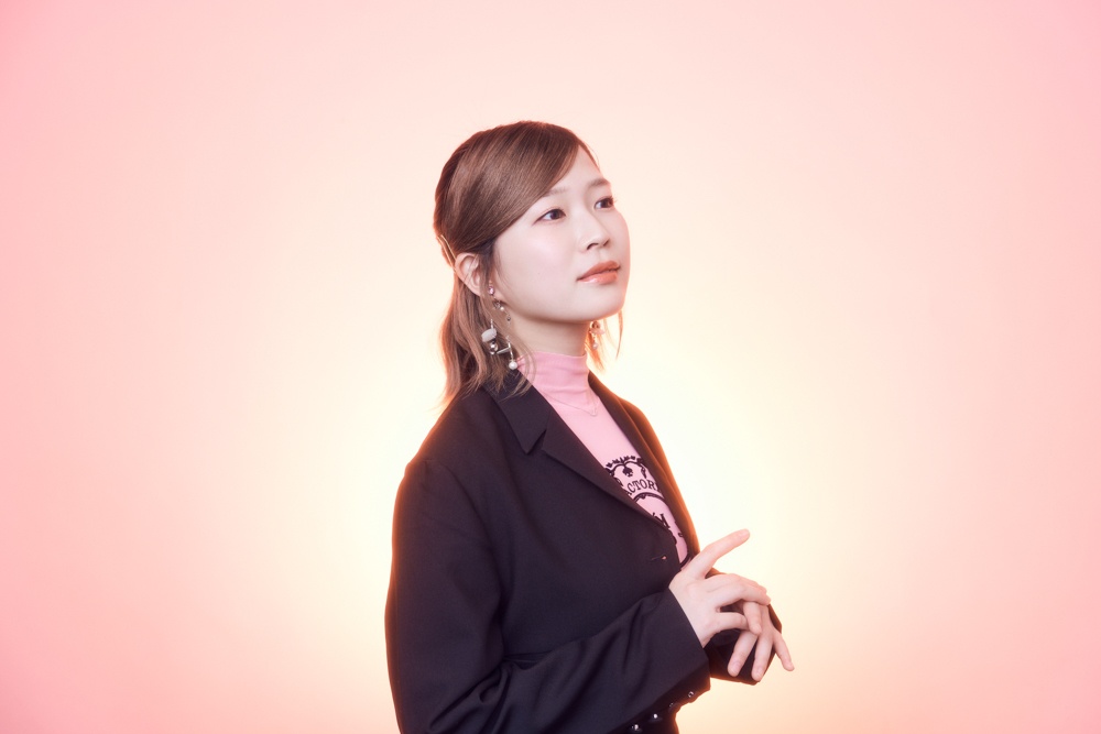 四季の代行者と護衛官、“八者八様”の想いを抱えた“人”の物語をじっくり噛みしめて、見守ってほしい──『春夏秋冬代行者 春の舞』花葉雛菊役・貫井柚佳さん×姫鷹さくら役・青山吉能さんインタビュー-5