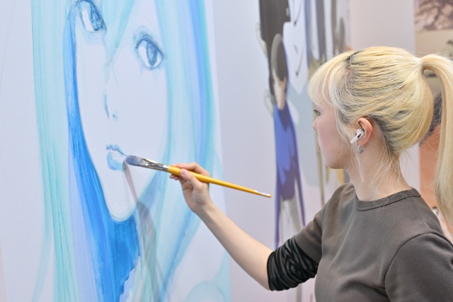 春アニメ『左ききのエレン』千葉翔也さん、内山夕実さん登壇の公開収録オフィシャルレポートが到着！　第1話のあらすじ＆場面カットが公開【AJ2026】-5