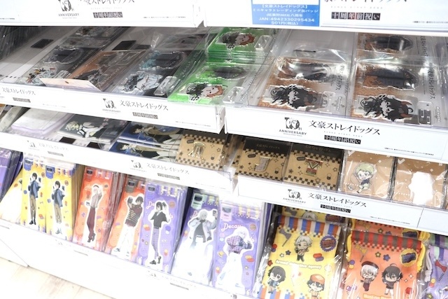 オンリーショップ「「コードギアス 反逆のルルーシュ」POP UP SHOP in アニメイト」が開催中！　コミックス『呪術廻戦≡(2)』が発売！　ほか［今日のアニメイト池袋本店］-8